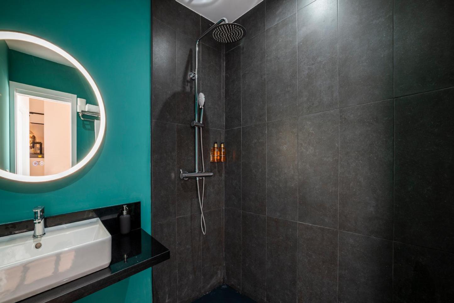 סביליה Slow Suites Salvador מראה חיצוני תמונה
